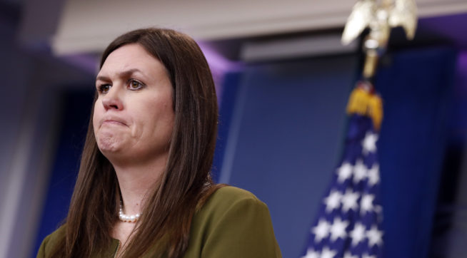 Fox News' John Roberts Hits Back at Sanders Huckabee Jab