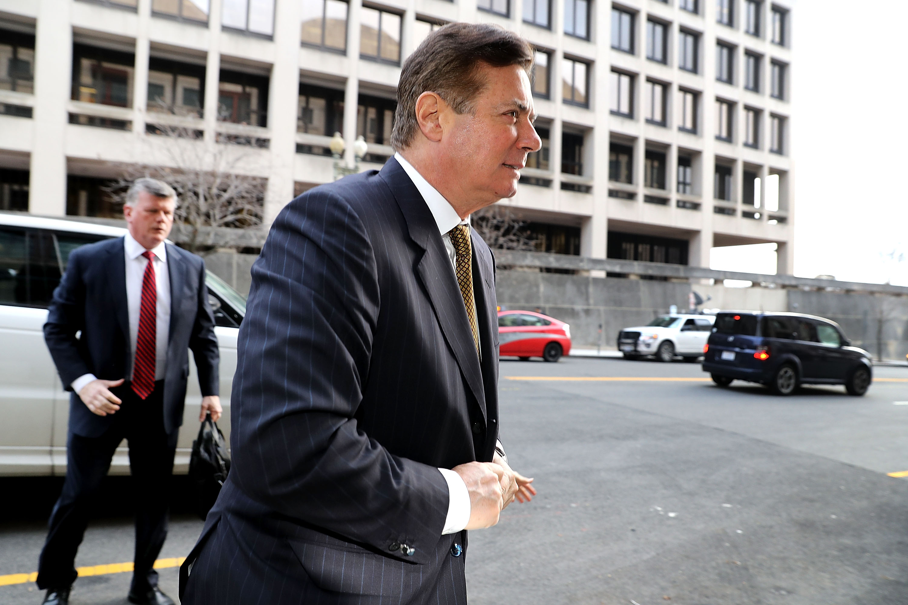 Former Trump campaign manager Paul Manafort and his wife Kathleen arrive at the Prettyman Federal Courthouse January 16, 2018 in Washington, DC. Manafort and his former business partner Richard Gates both pleaded not guilty last year to a 12-charge indictment that included money laundering and conspiracy.