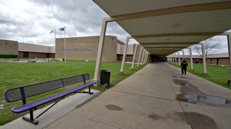 Governor Colyer calling for lawmakers to pass school finance bill